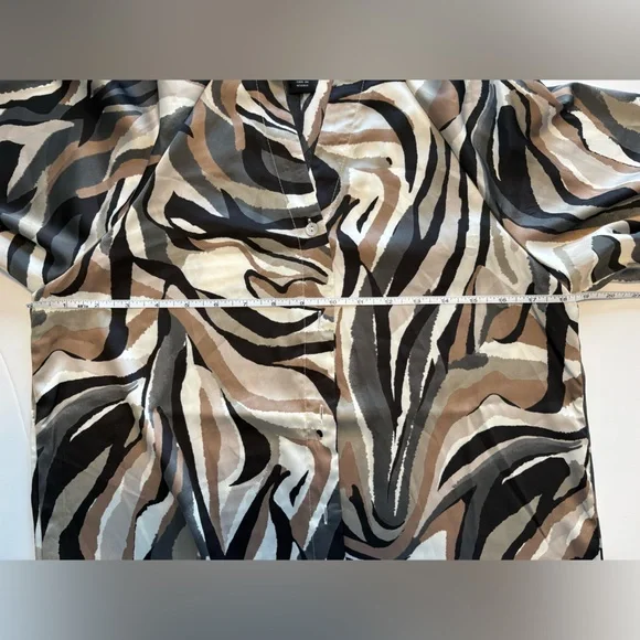 Papillon Abstract Print Button Down Blouse Small Long Sleeve - Picture 8 of 10